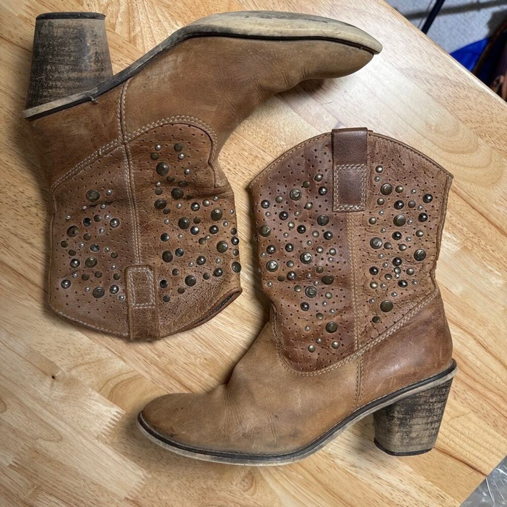 Steve Madden Studded Brown Leather Boho Western Cowboy Boots, Size 7, Pre Loved - Picture 3 of 10